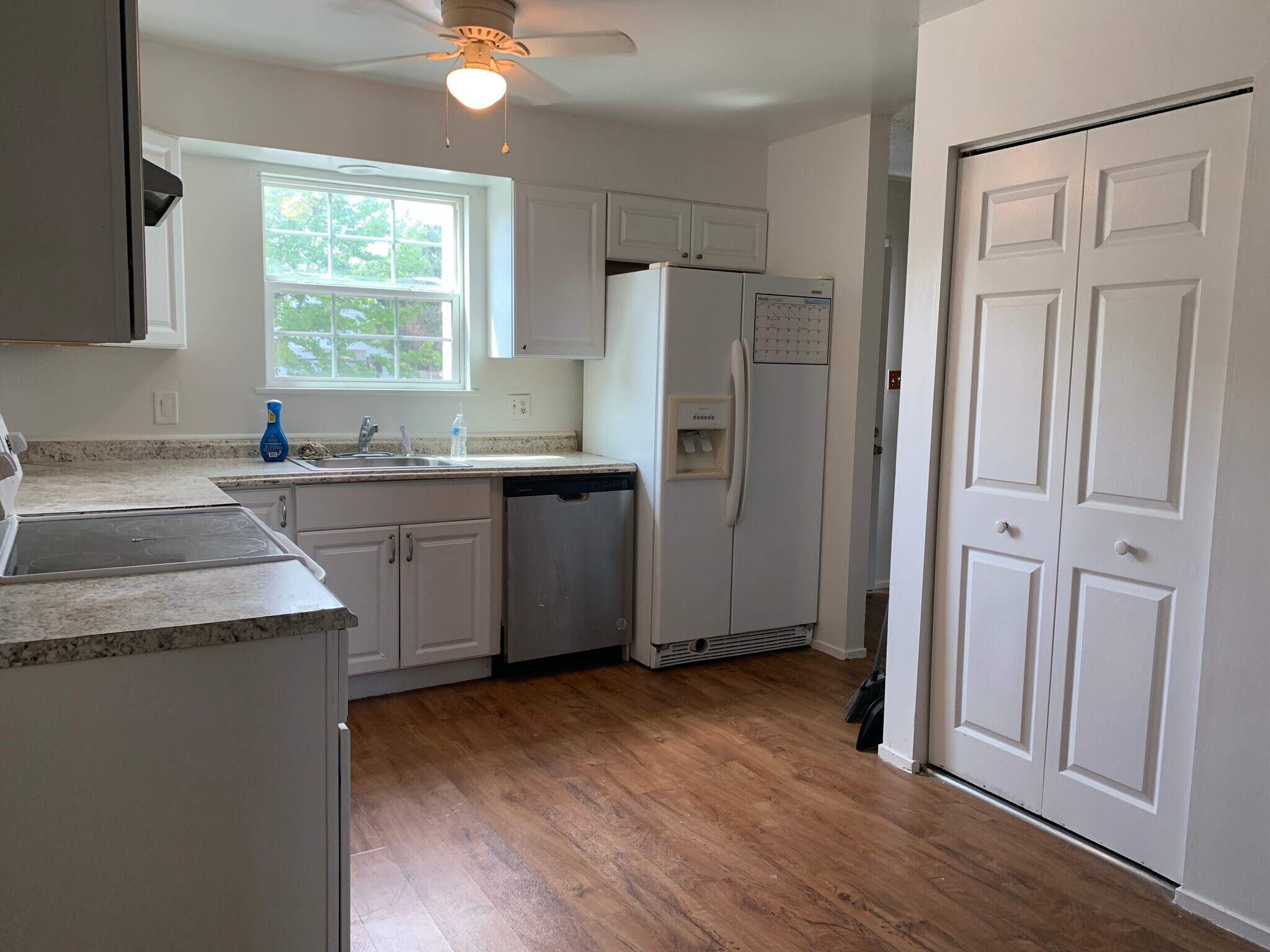 Building Photo - 207 Chenault Ct