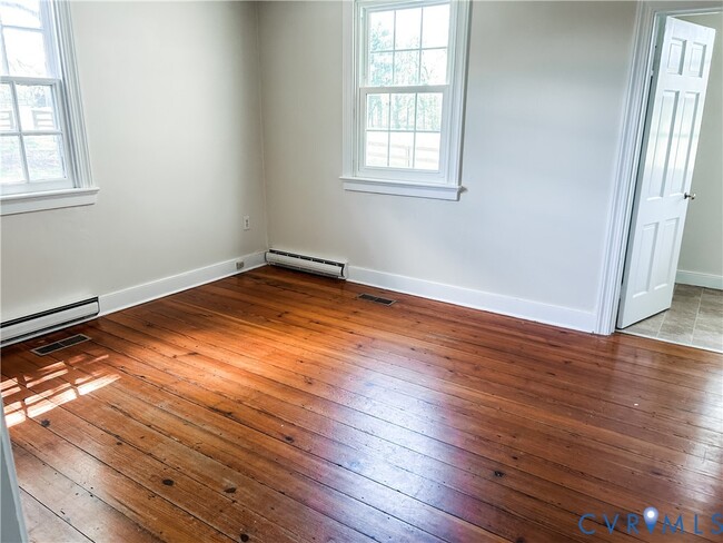 Building Photo - 1346 Hockett Rd