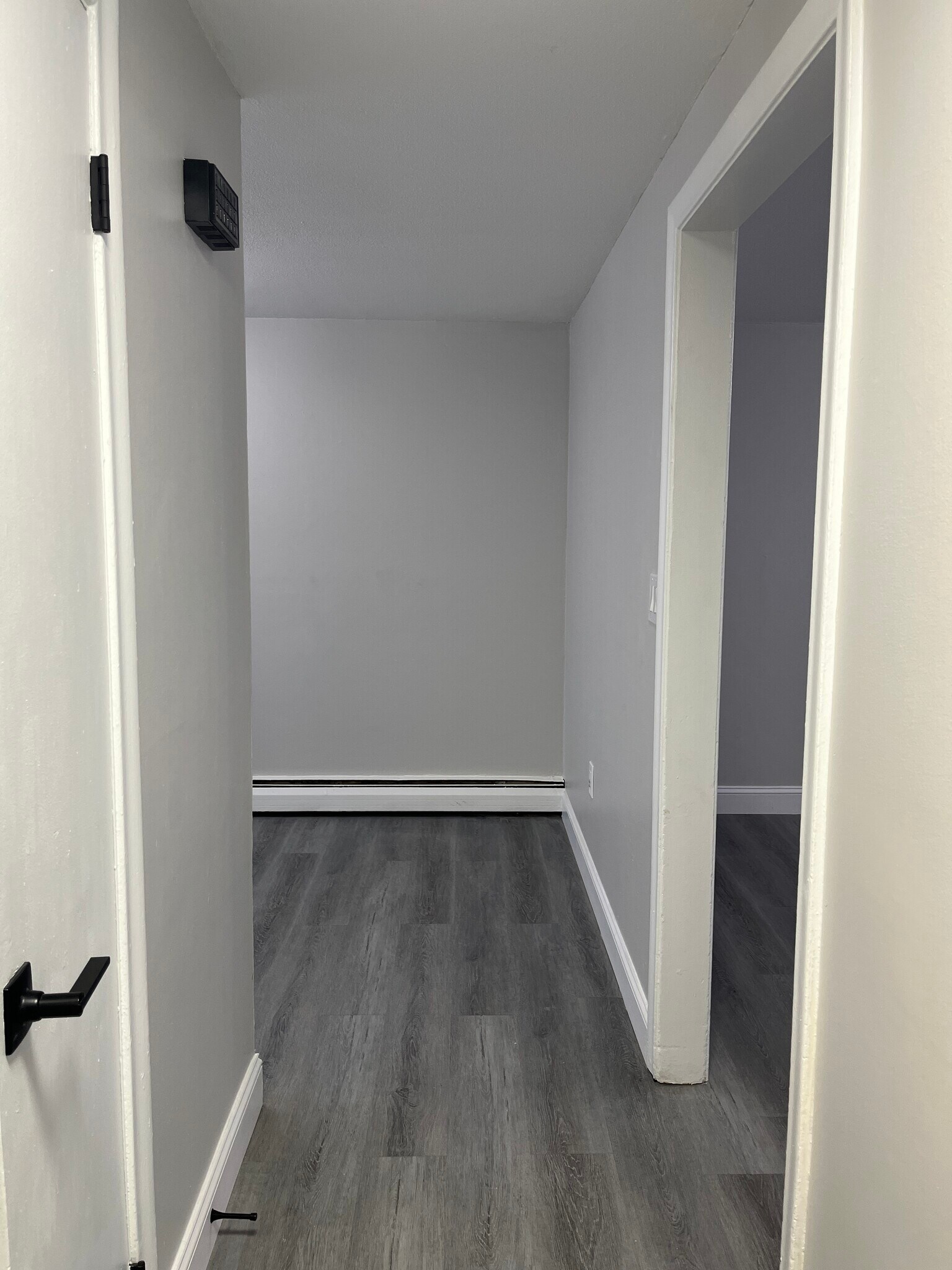 Building Photo - 332 Park Ave