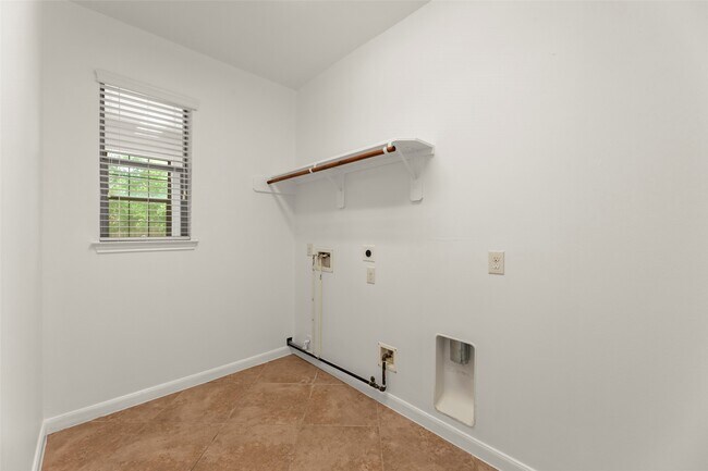 Building Photo - 3814 Hunters Gate Ct