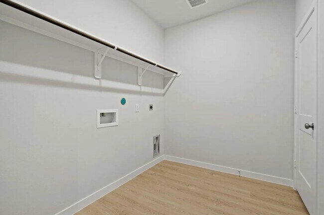 Building Photo - 17824 Lionheart Rd