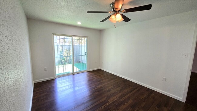 Building Photo - 7400 Bellerive Dr