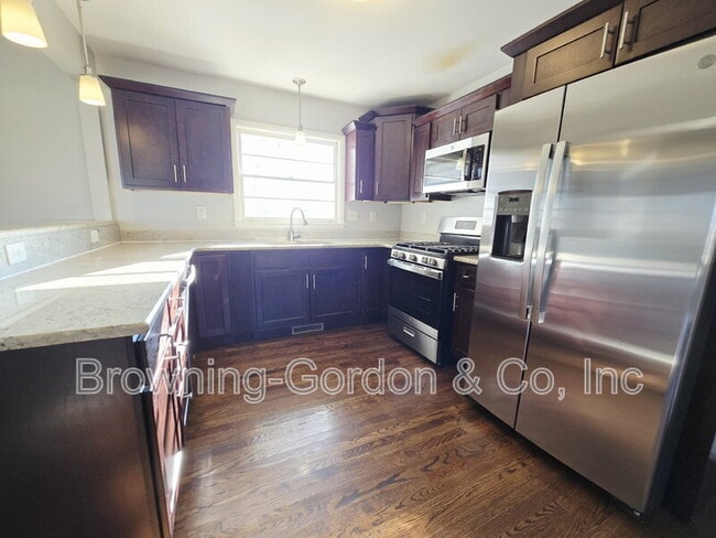 Building Photo - 2817 Paden Dr