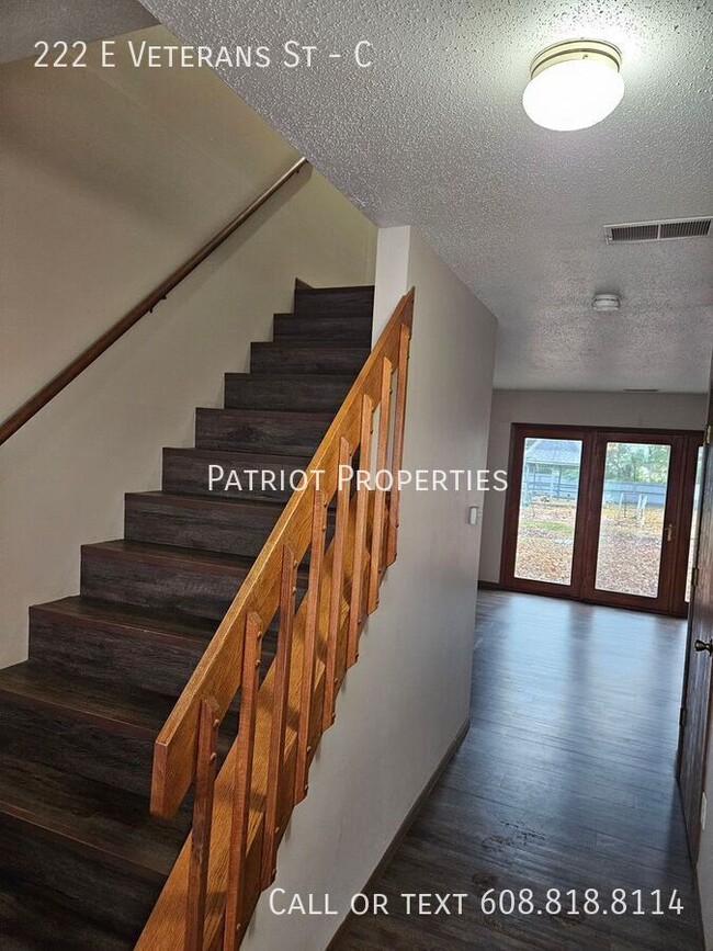 Building Photo - 222 E Veterans St