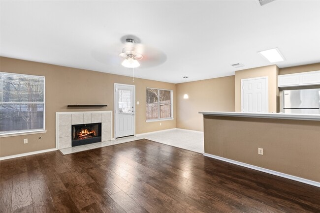 Building Photo - 51 Marble Rock Pl