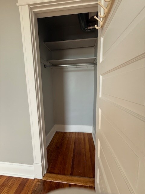 Closet - 2138 W 21st Pl