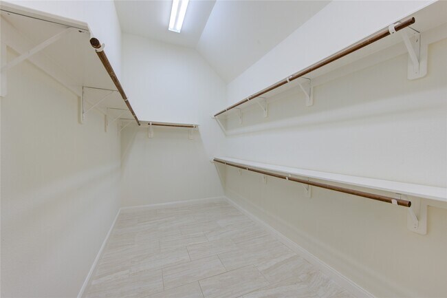Building Photo - 25642 Luna Vis Ln
