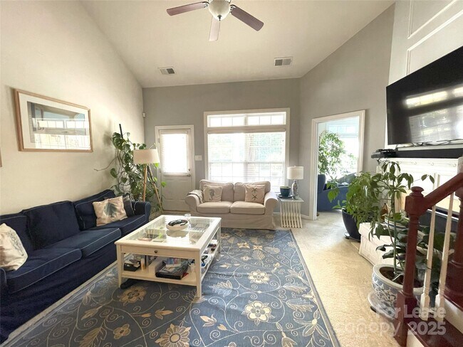Building Photo - 8449 Loxton Cir