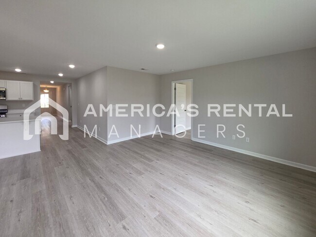 Building Photo - 10304 Bramlett Way