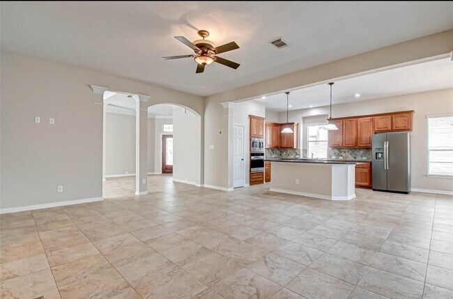 Building Photo - 75 Tapestry Forest Pl