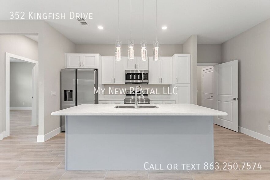 Building Photo - 352 Kingfish Dr