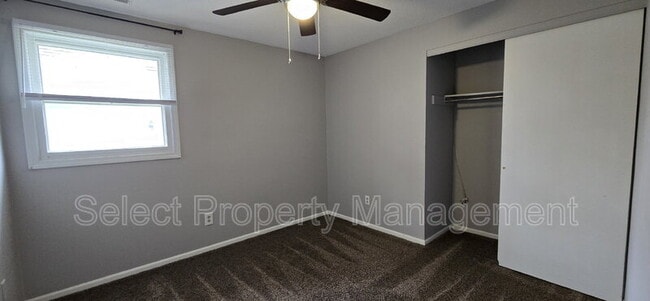 Building Photo - 3821 Aboite Lake Dr