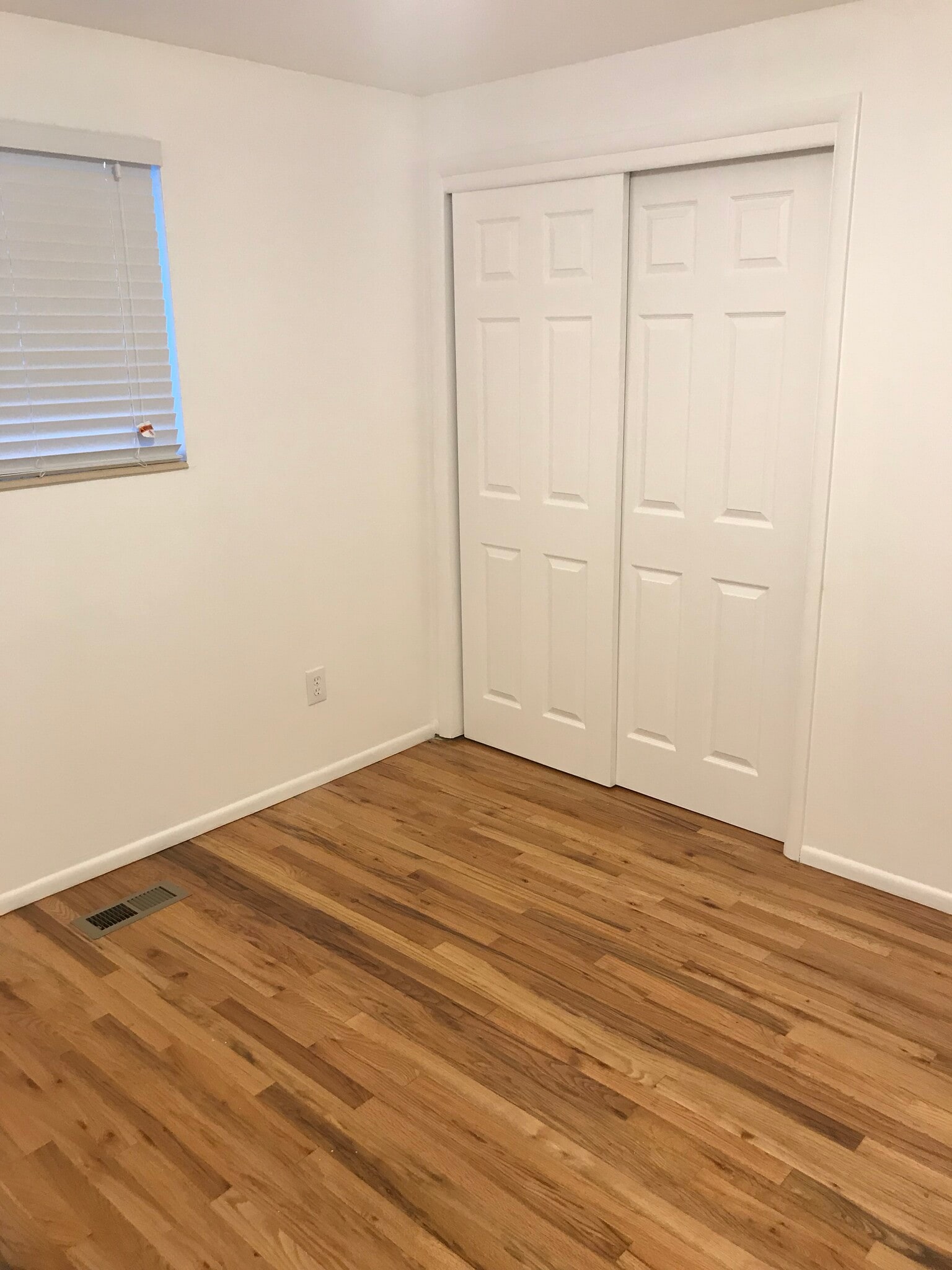 Building Photo - 38 W 1500 S