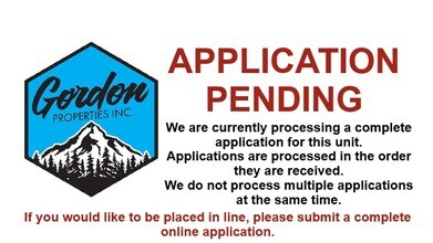 Building Photo - SE Arista Dr - Single level 1 bedroom apartment with den/office in the heart of Oak Grove