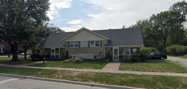 Building Photo - 4240 Gilbert Ave