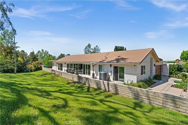 Building Photo - 19041 Antioch Dr