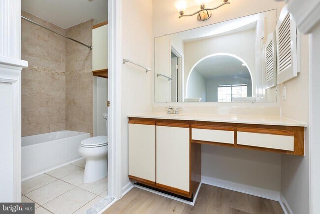 Building Photo - 5804 Inman Park Cir