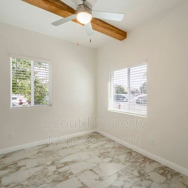 Building Photo - 4643 Cove St