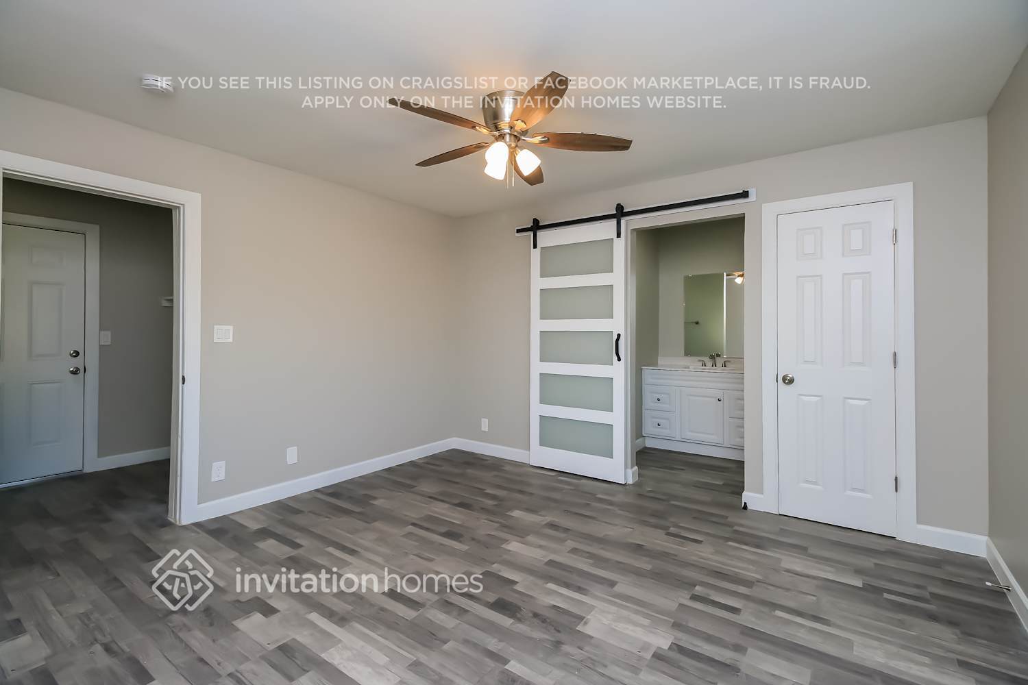 Building Photo - 3520 E Pueblo Ave