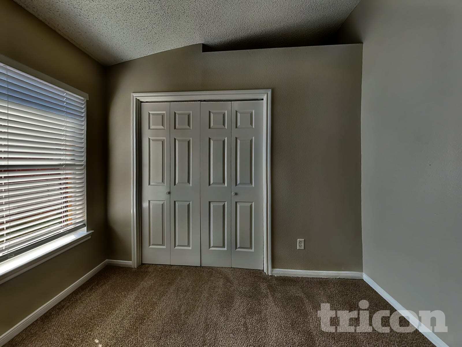 Building Photo - 3114 Boynton Dr