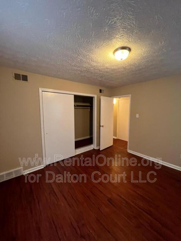 Building Photo - 1814 Dalton Ct