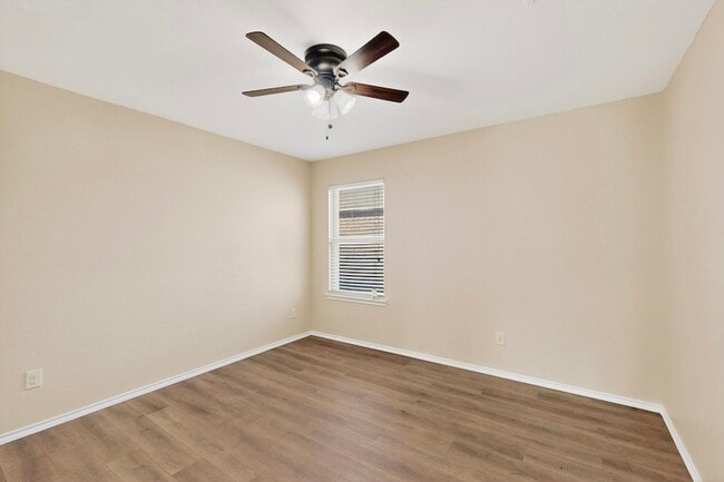 Building Photo - 1406 Cedar Hollow Dr