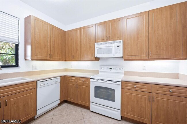Building Photo - 7631 Bristol Cir