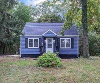Building Photo - 52129 Clover Trail