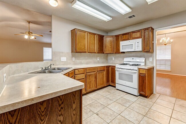 Building Photo - 23922 Spring Dane Dr