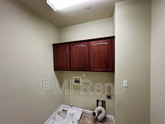Building Photo - 7029 Sacred Cir