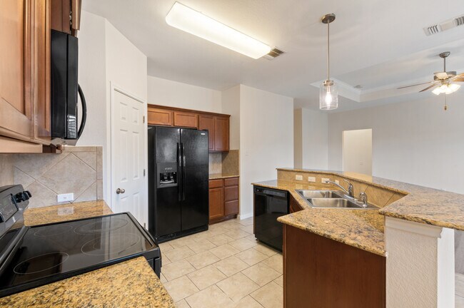 Building Photo - 503 Parkfield Ln