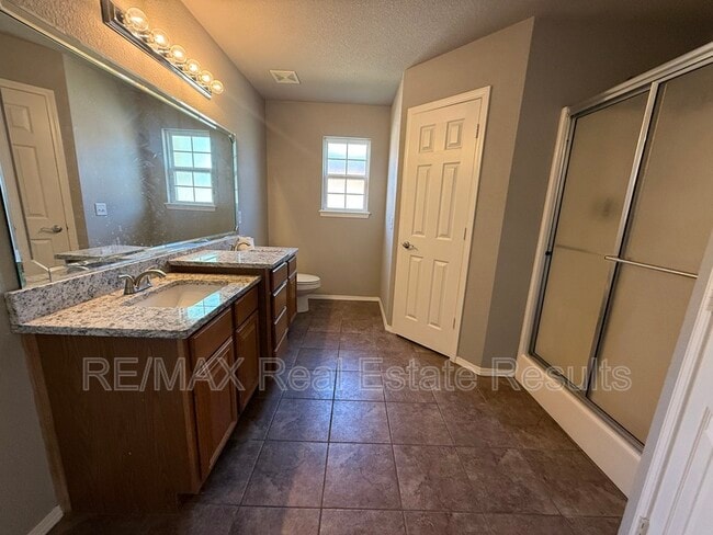 Building Photo - 420 Spicewood Trail