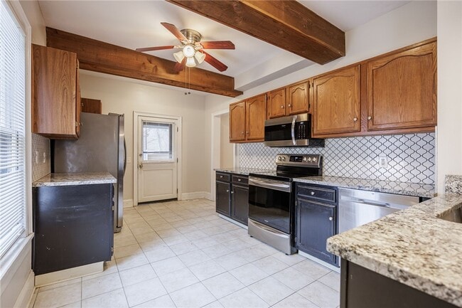 Building Photo - 1874 Blossom Rd