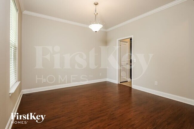 Building Photo - 2902 Penobscot Dr