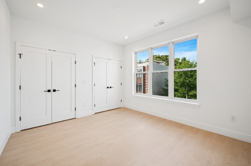 Building Photo - 1651 N 6th St