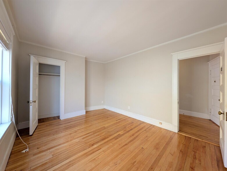 Building Photo - 84 Prescott St