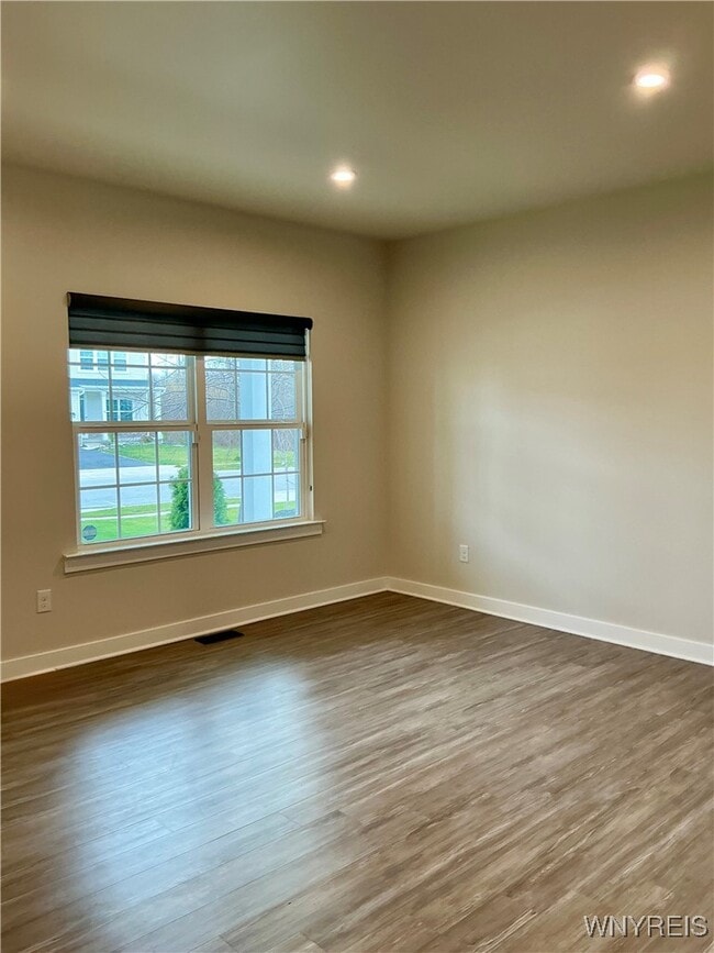 Building Photo - 91 Sierra Dr