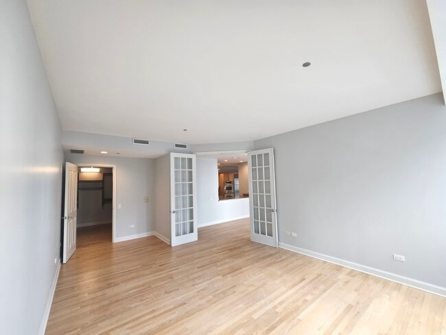 Building Photo - 415 E North Water St