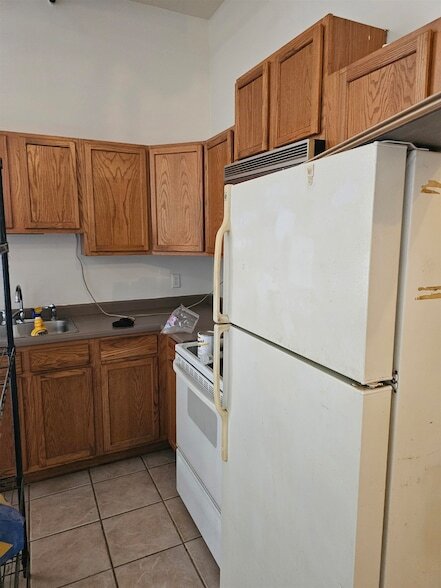 Building Photo - 173 Newark Ave