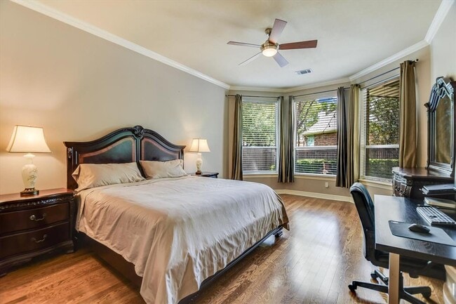 Building Photo - 2339 Berwick Dr