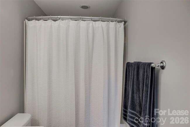 Building Photo - 629 6th Baxter Crossing