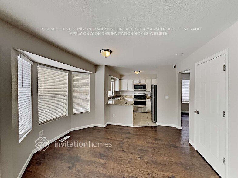 Building Photo - 3289 Blue Grass Cir