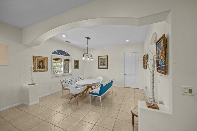 Building Photo - 15830 Rawhide Ln