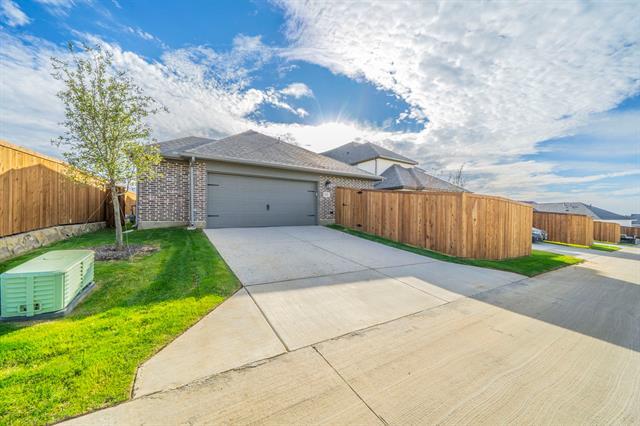 Building Photo - 526 Callum Pkwy