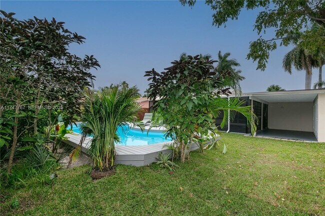 Building Photo - 1507 Harding St