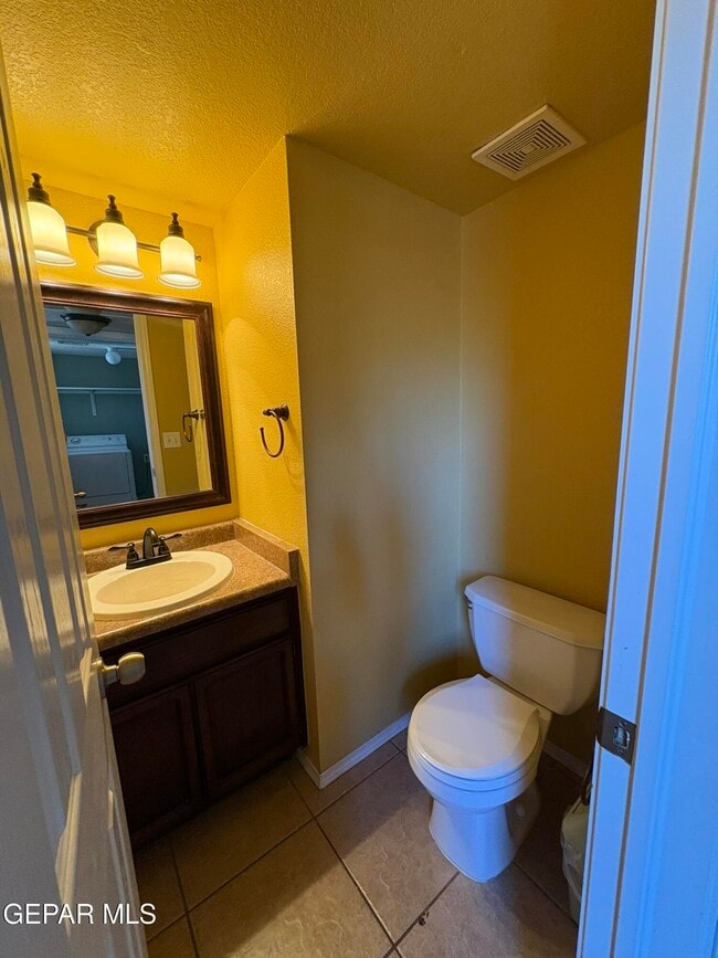 Building Photo - 14201 Pacific Point Dr