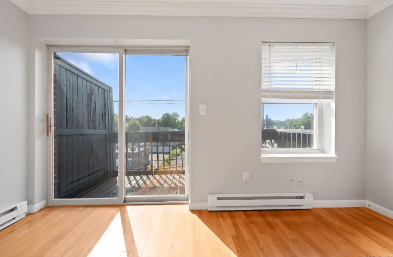 Building Photo - 140 Kane St