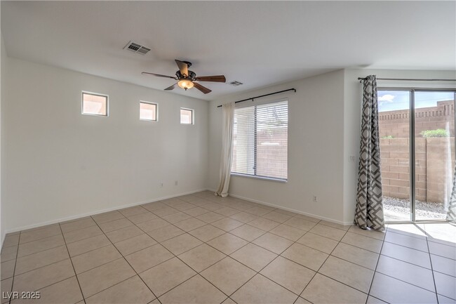 Building Photo - 10057 Bonterra Ave