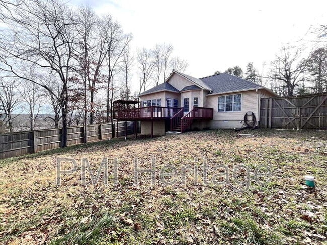 Building Photo - 95 Bassingham Dr