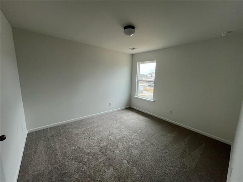 Building Photo - 140 Windover Wy